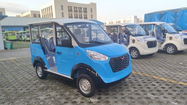 五菱5座电动观光车