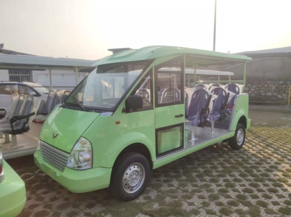 五菱11座电动观光车
