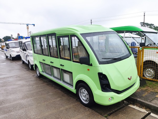 五菱10座电动观光车