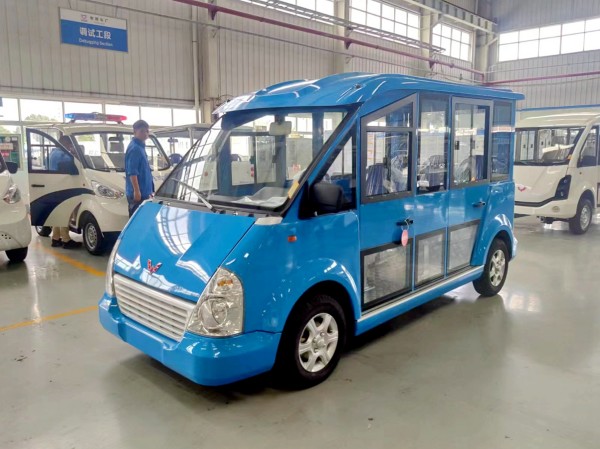 五菱7座观光车