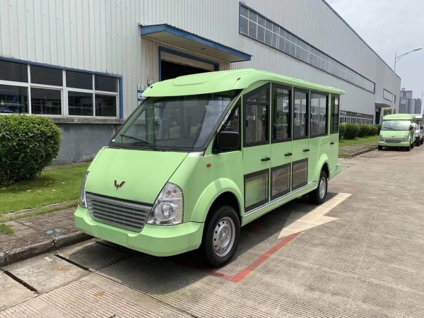 五菱10座观光车